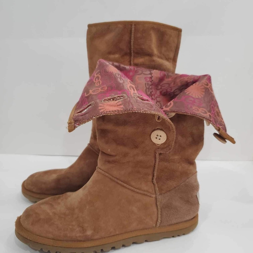 UGG Australia Women's 6 - 3387 Lo Pro Button Fold Over Chestnut Boots